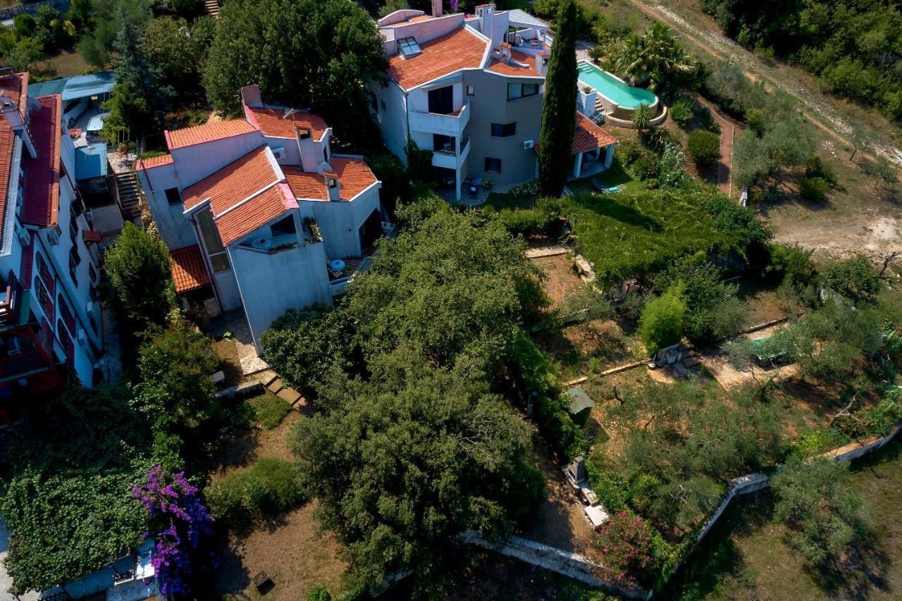 Apartments Dracice 1019 Banjole Buitenkant foto