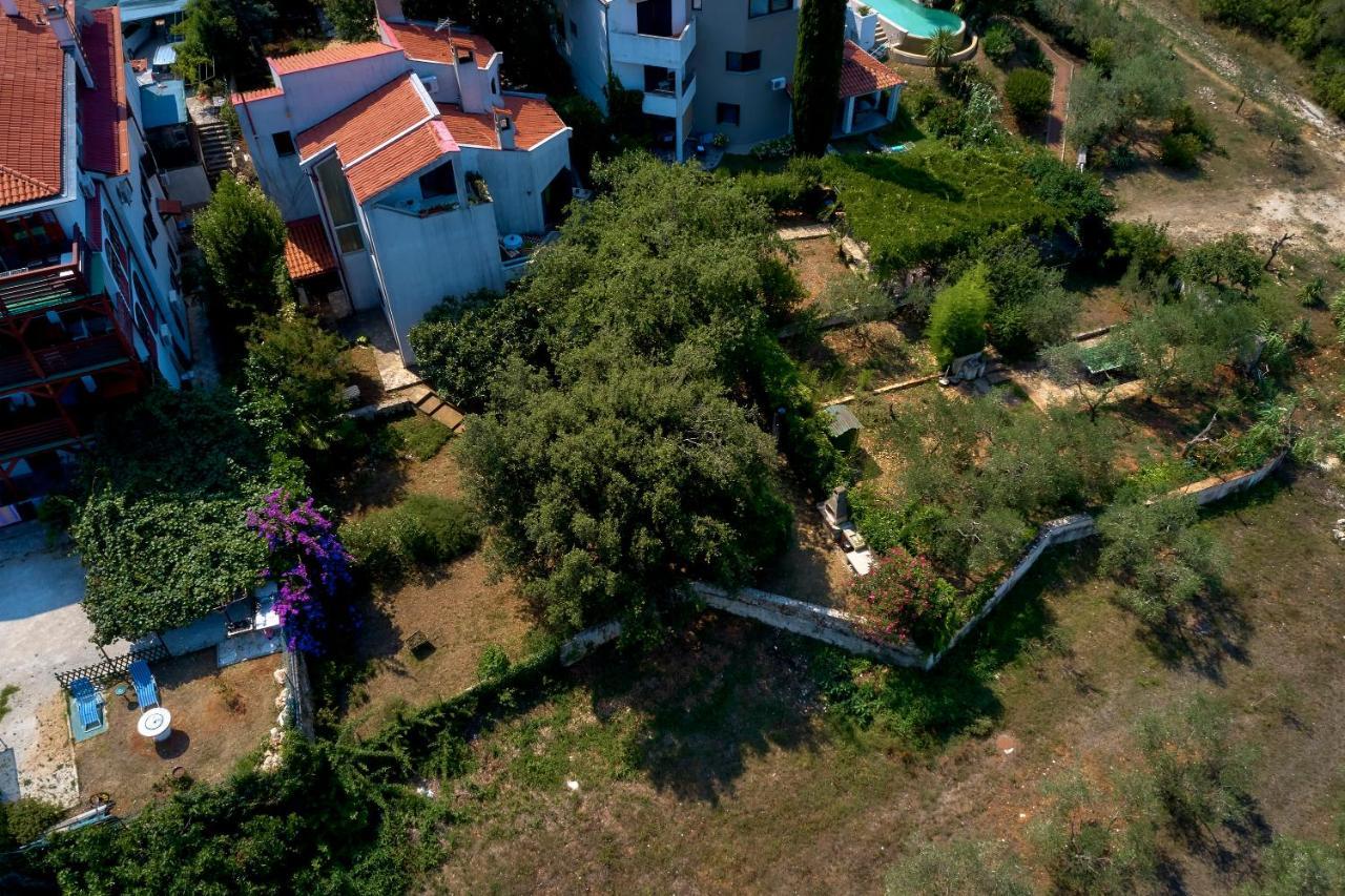 Apartments Dracice 1019 Banjole Buitenkant foto